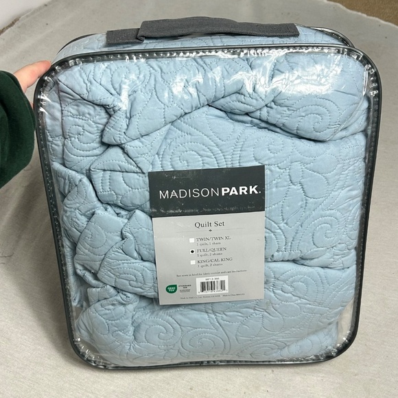 BRAND NEW Madison Park Light Blue Quilt Set – Full/Queen - Picture 3 of 6